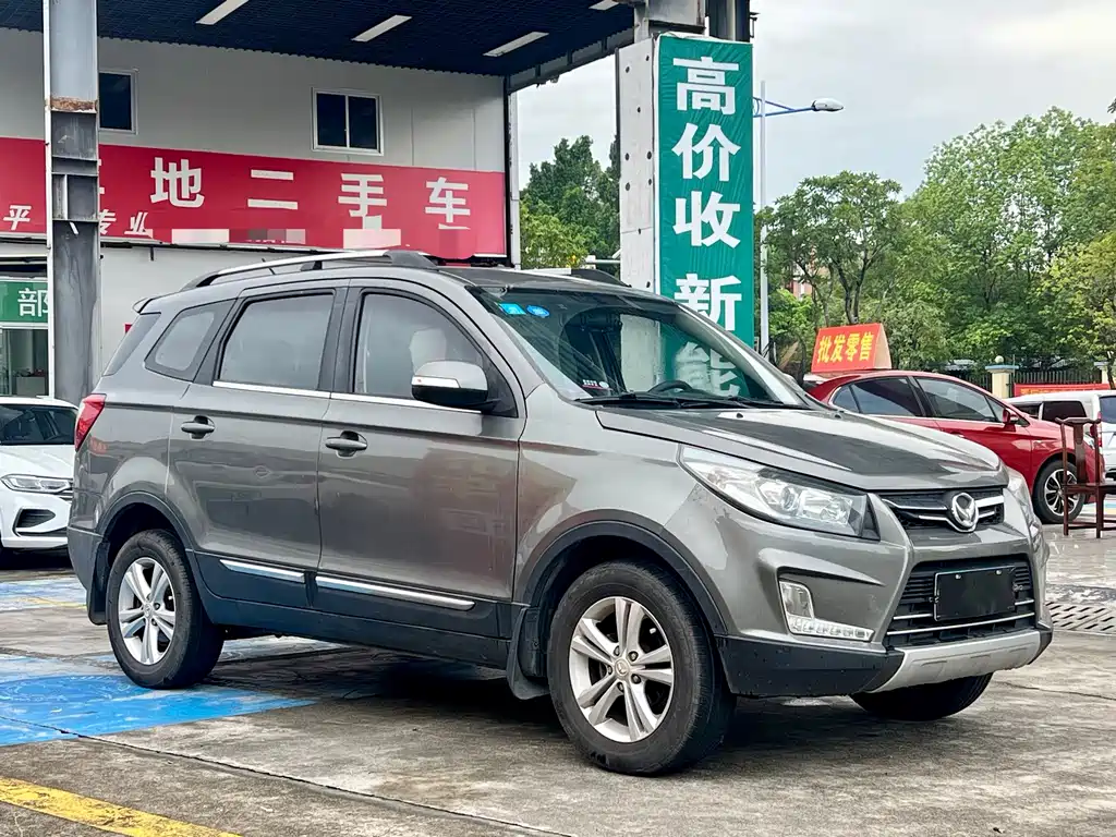 BAIC Huansu S3 2015 — фото 3