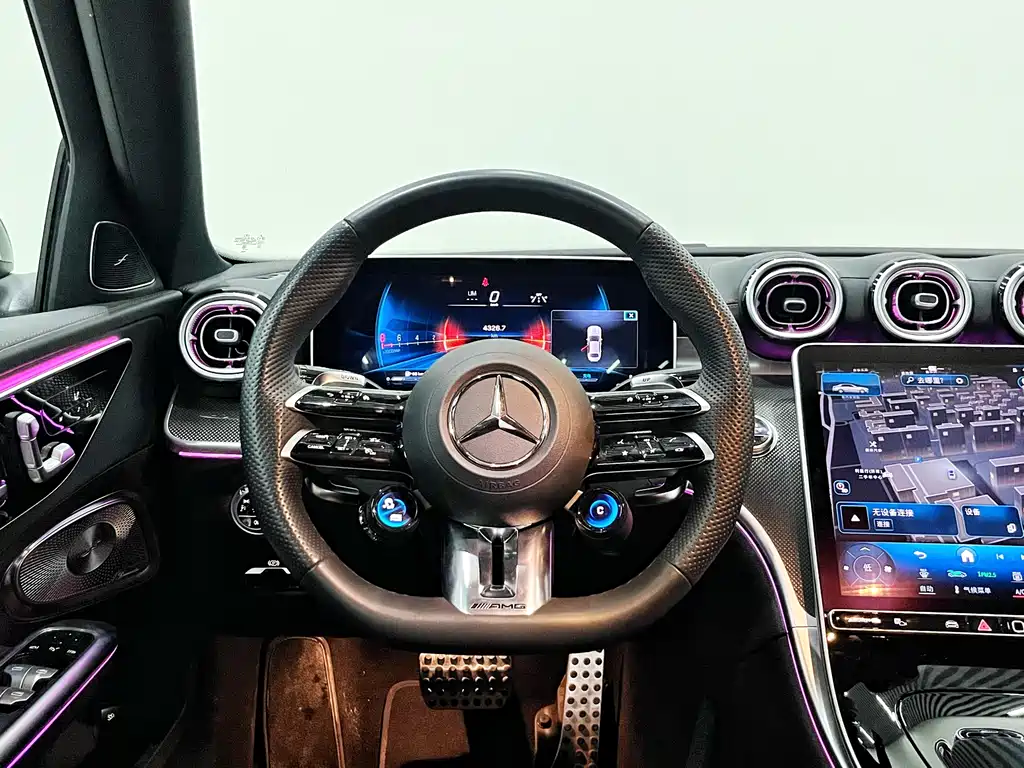 Mercedes-Benz C-Class AMG 2025 — фото 14