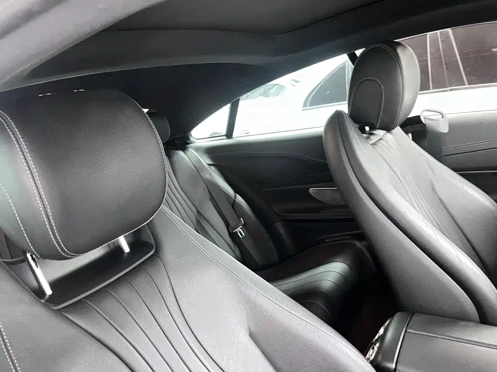 Mercedes-Benz E-Class 2021 — фото 10