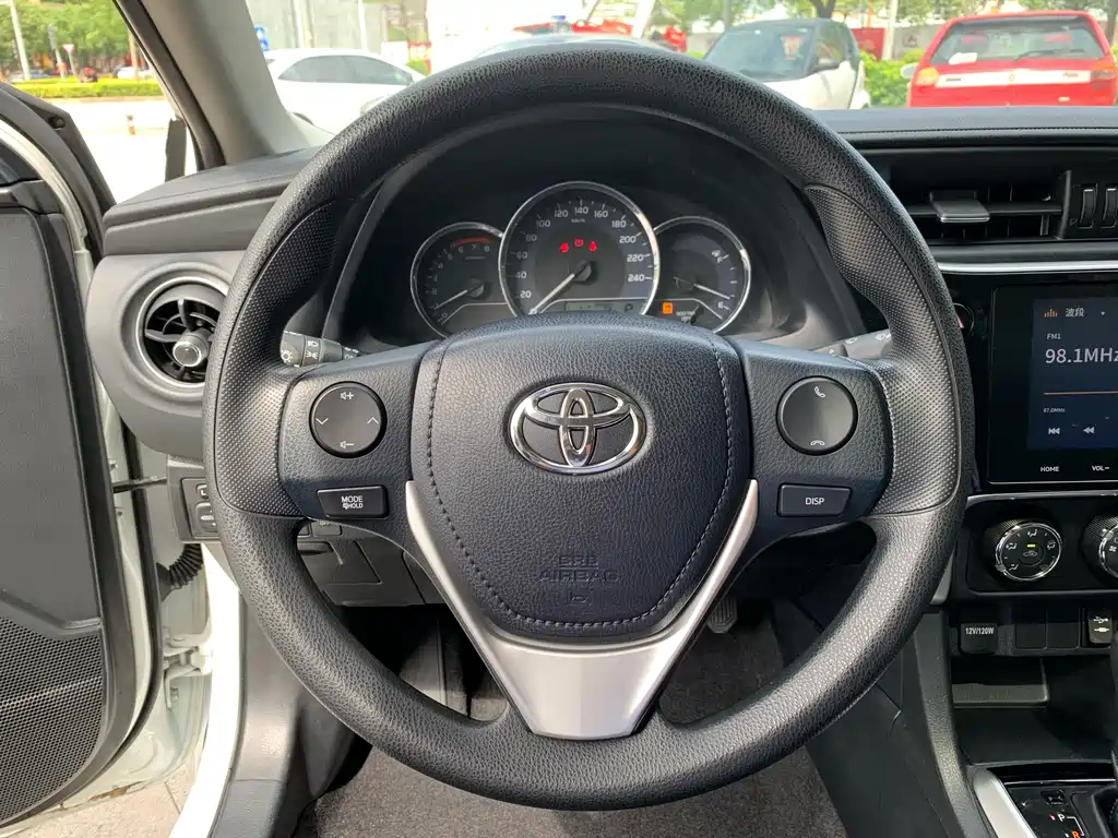 Toyota Levin 2019 — фото 18