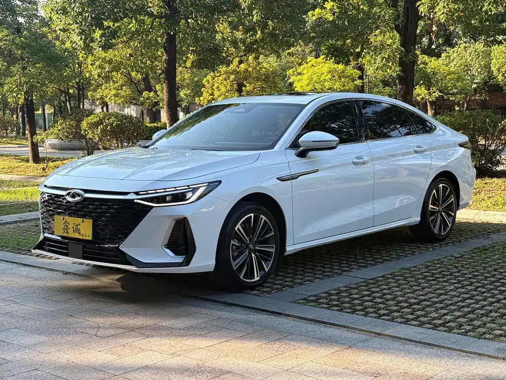 Chery Arrizo 8 2025