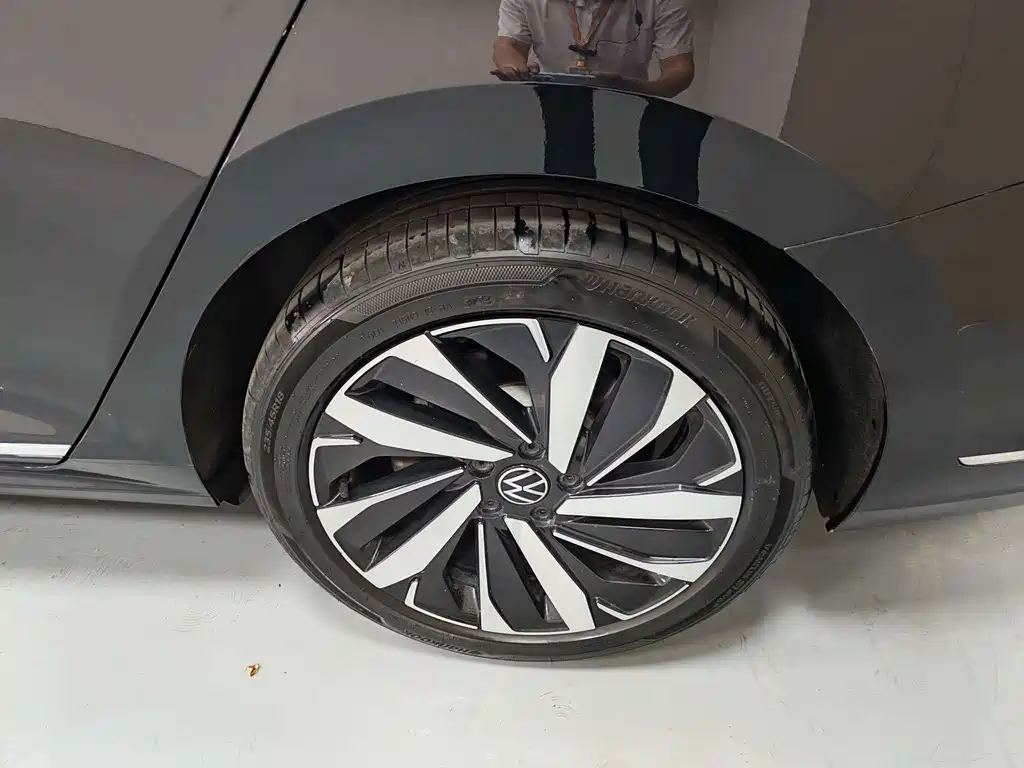 Volkswagen Passat 2025 — фото 17