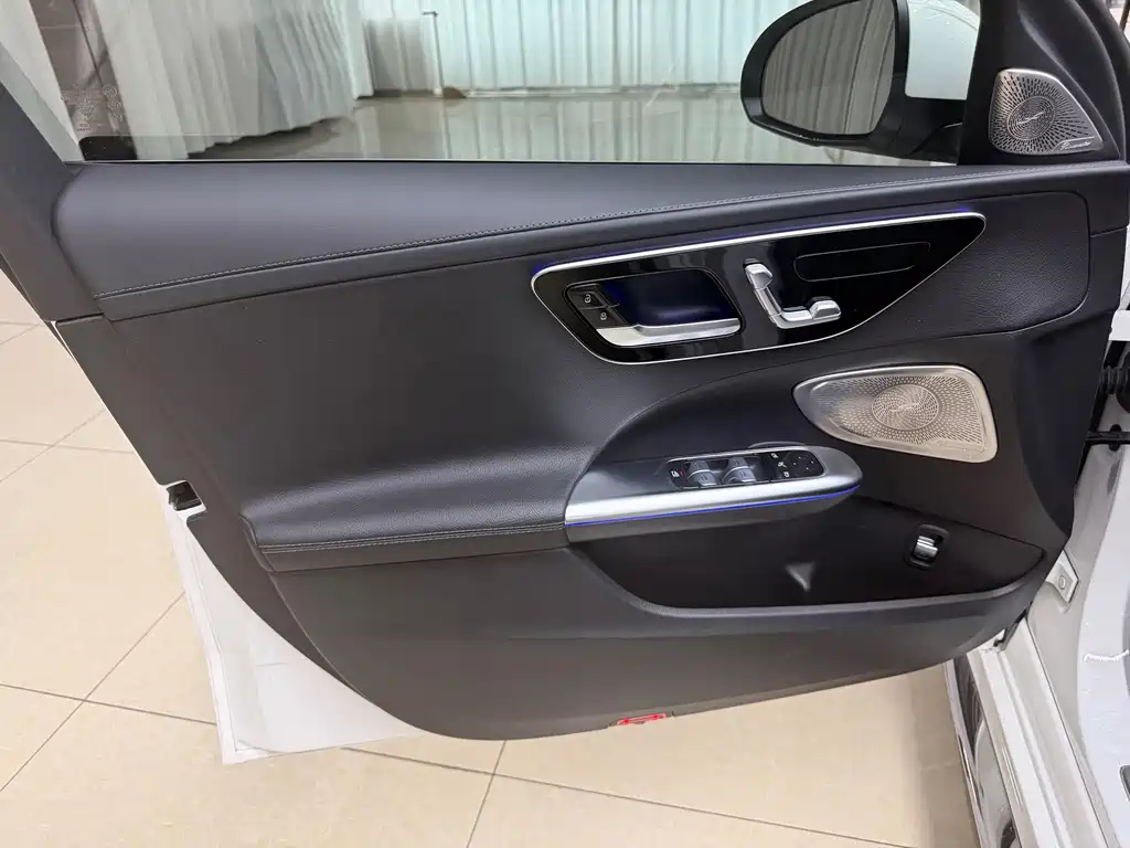Mercedes-Benz C-Class 2022 — фото 12