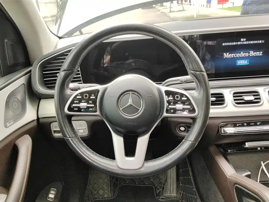 Mercedes-Benz GLE 2021 — фото 15