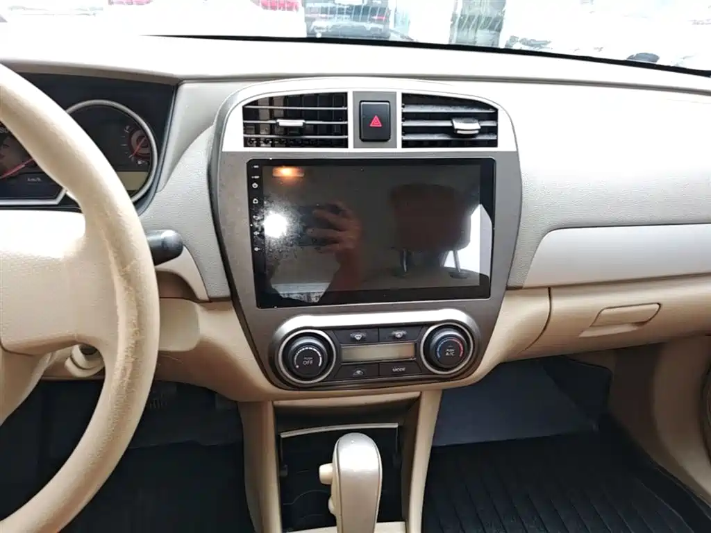 Nissan Sylphy 2016 — фото 13