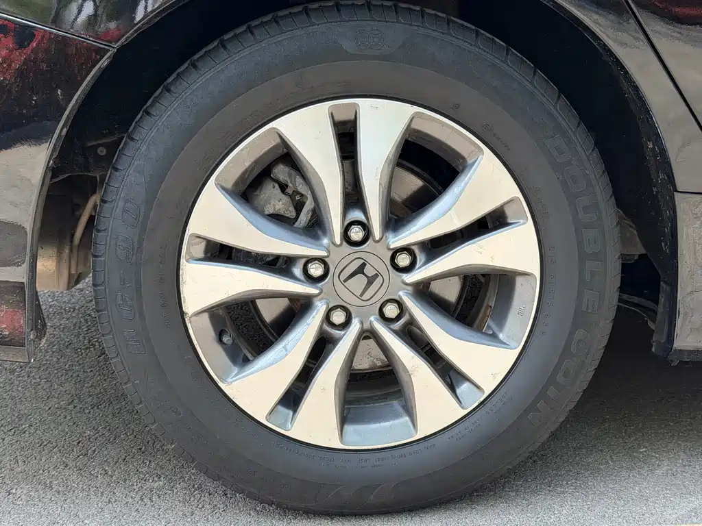 Honda Accord 2015 — фото 15