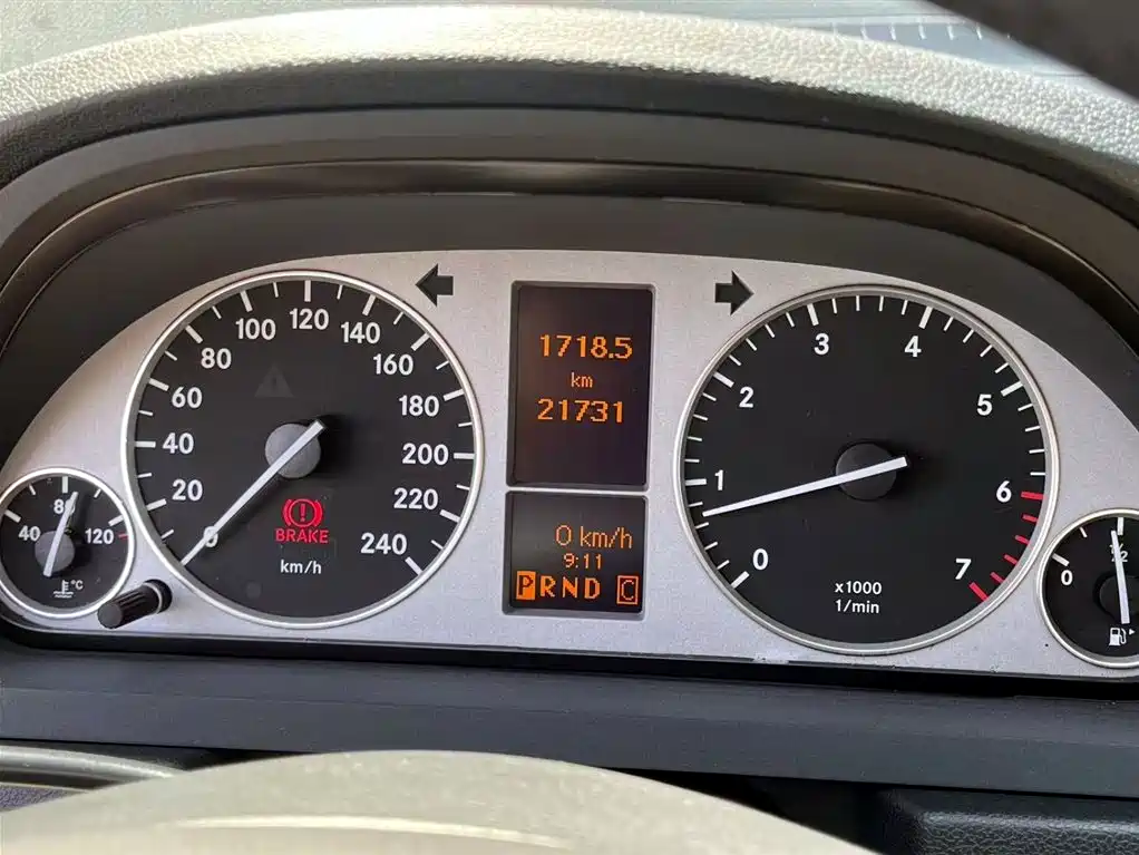 Mercedes-Benz B-Class 2010 — фото 13