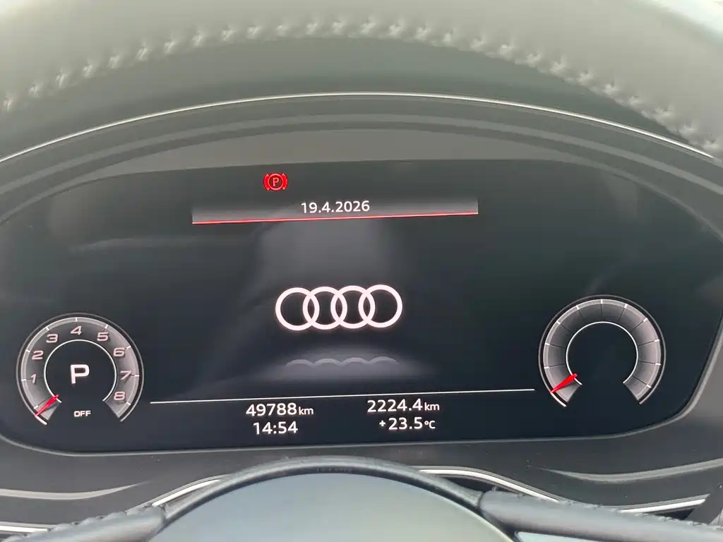 Audi A4L 2022 — фото 18