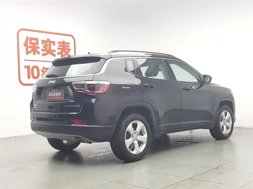 Jeep Compass 2021 — фото 2