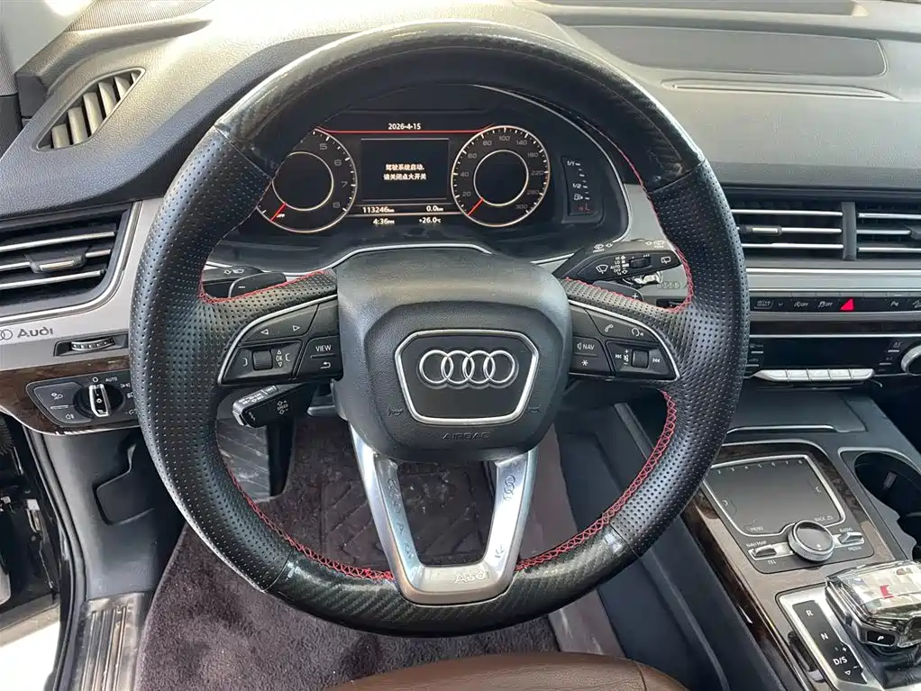 Audi Q7 2017 — фото 12