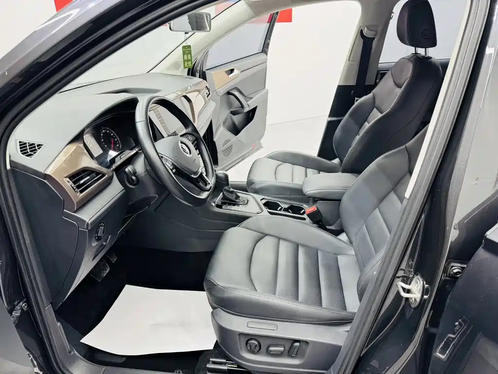 Volkswagen Tharu 2022