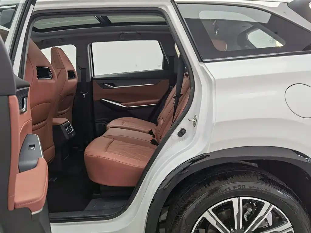 Changan CS75 PLUS 2025 — фото 15