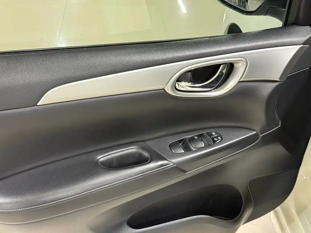 Nissan Sylphy 2020 — фото 19