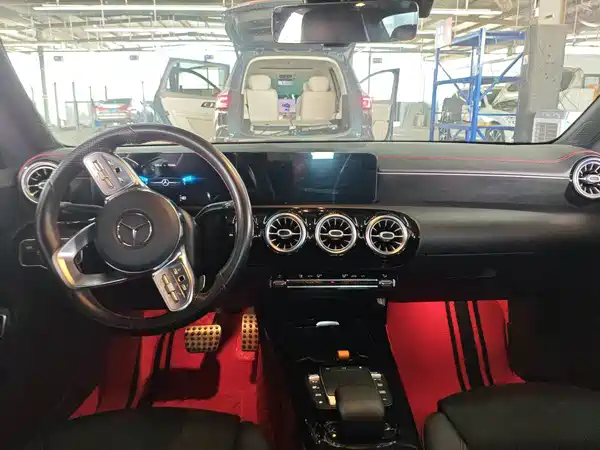 Mercedes-Benz CLA 2021