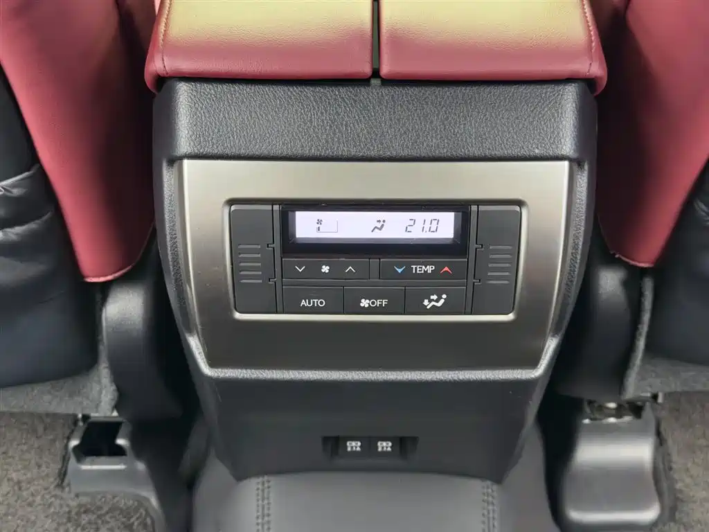 Lexus GX 2023 — фото 15