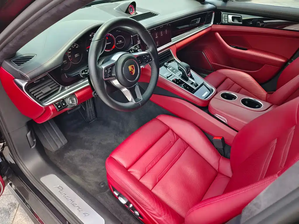 Porsche Panamera 2019 — фото 10