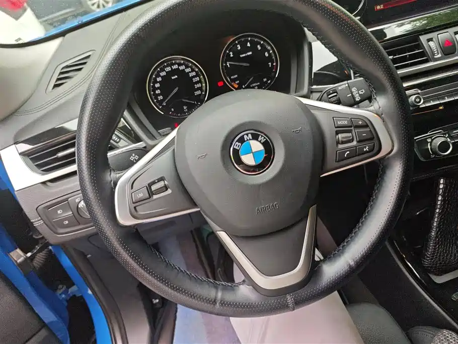 BMW X2 2019 — фото 15
