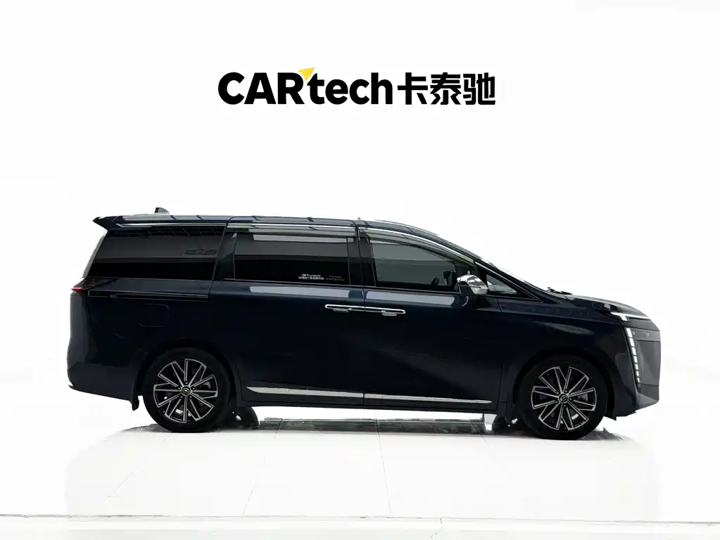 GAC Motor E8 PHEV 2023 — фото 4