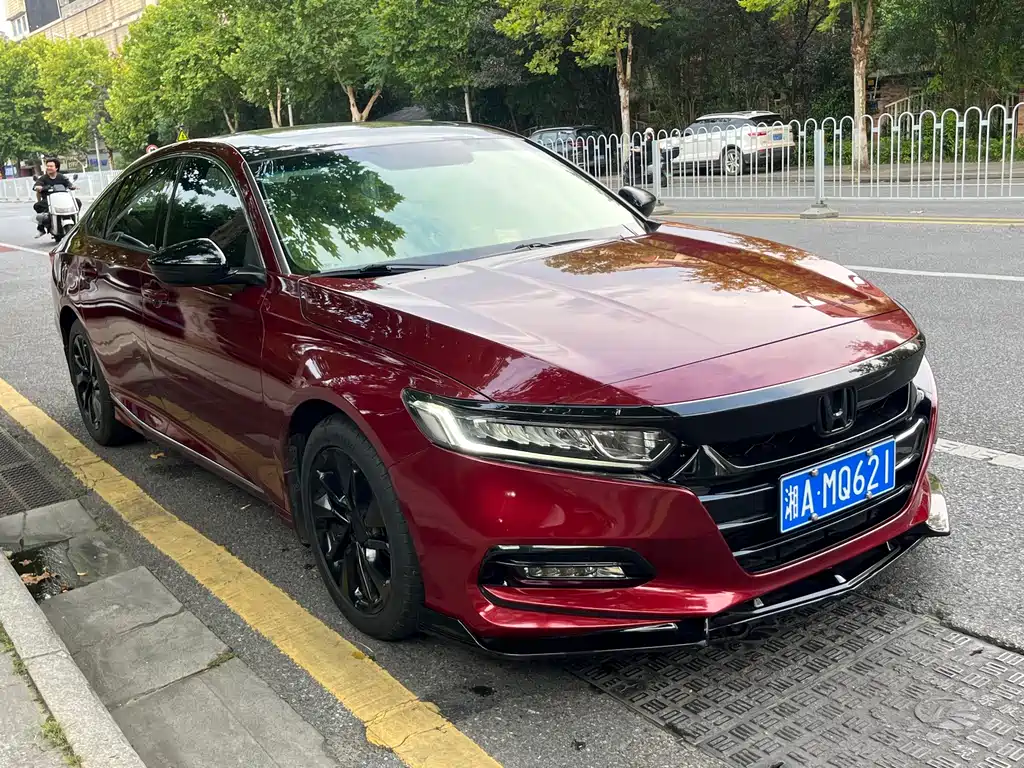 Honda Accord 2018 — фото 2