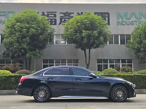 Mercedes-Benz C-Class 2023