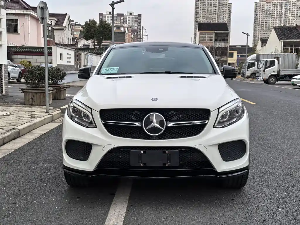 Mercedes-Benz GLE Coupe 2017 — фото 2