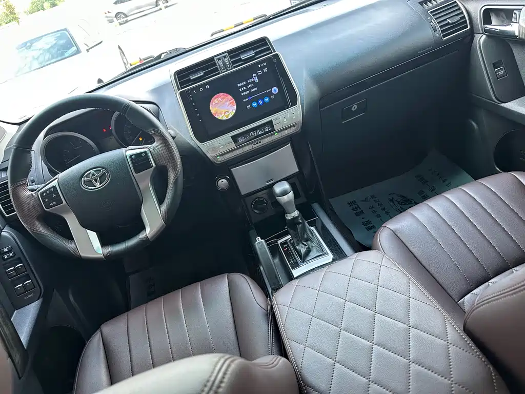 Toyota Prado 2016 — фото 14