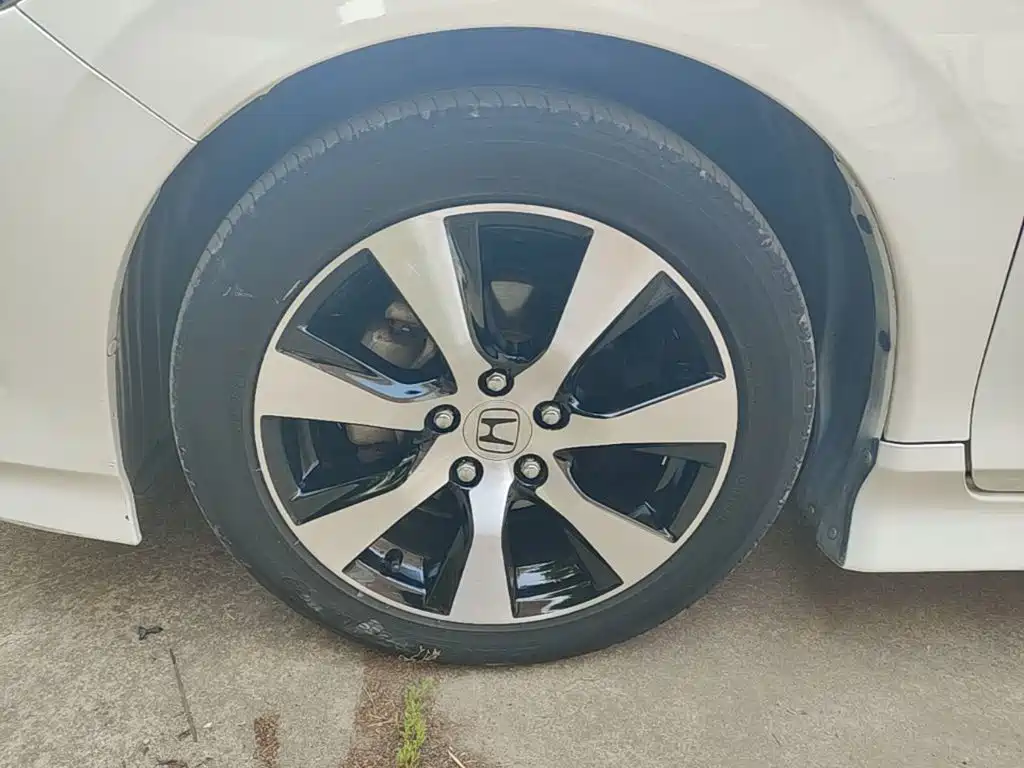 Honda Jade 2015 — фото 25