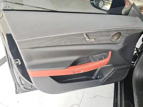 Exeed ES 2025
