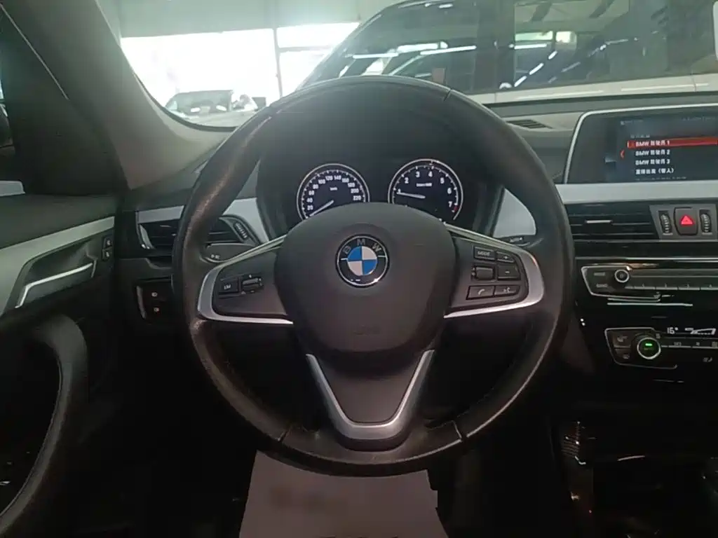 BMW X1 2019 — фото 11