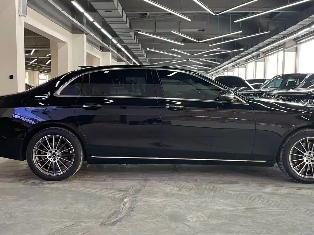 Mercedes-Benz E-Class 2021 — фото 4