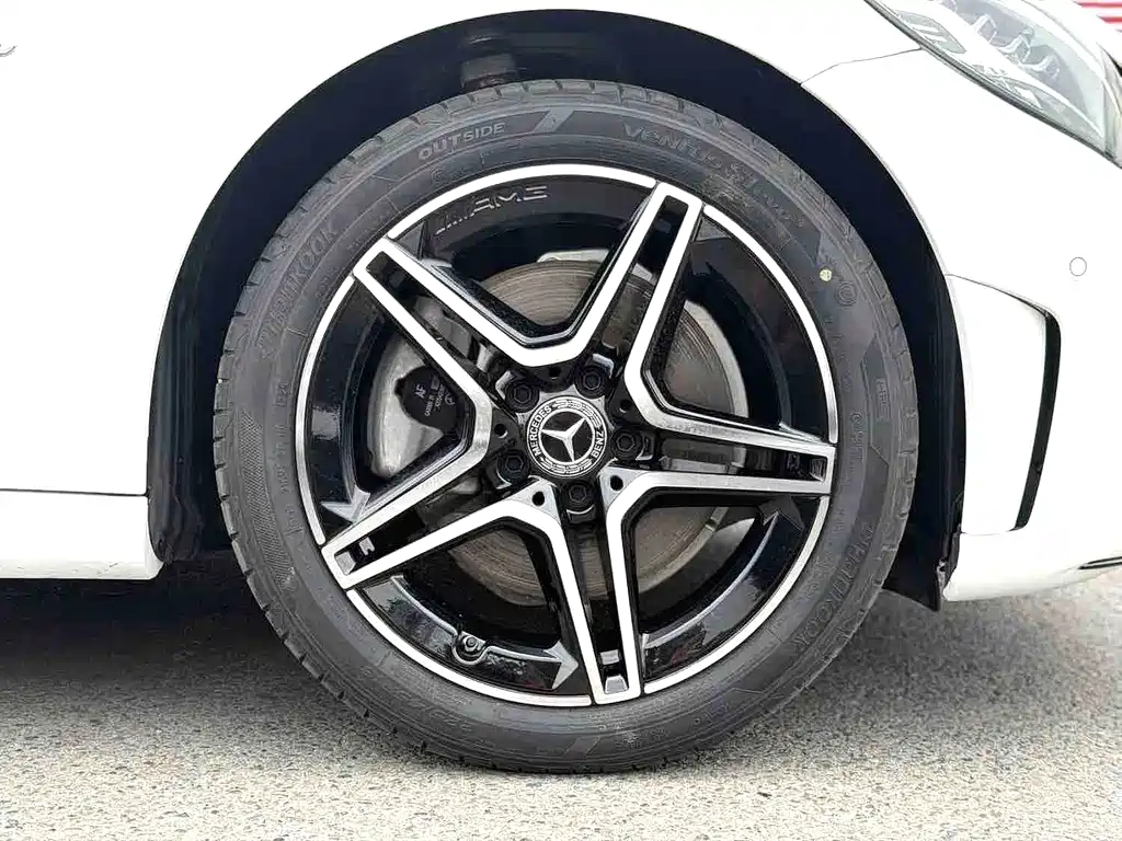 Mercedes-Benz C-Class 2021