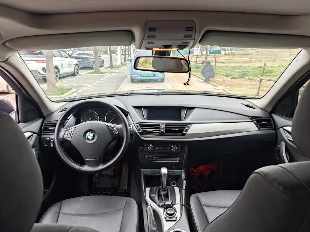 BMW X1 2013 — фото 4