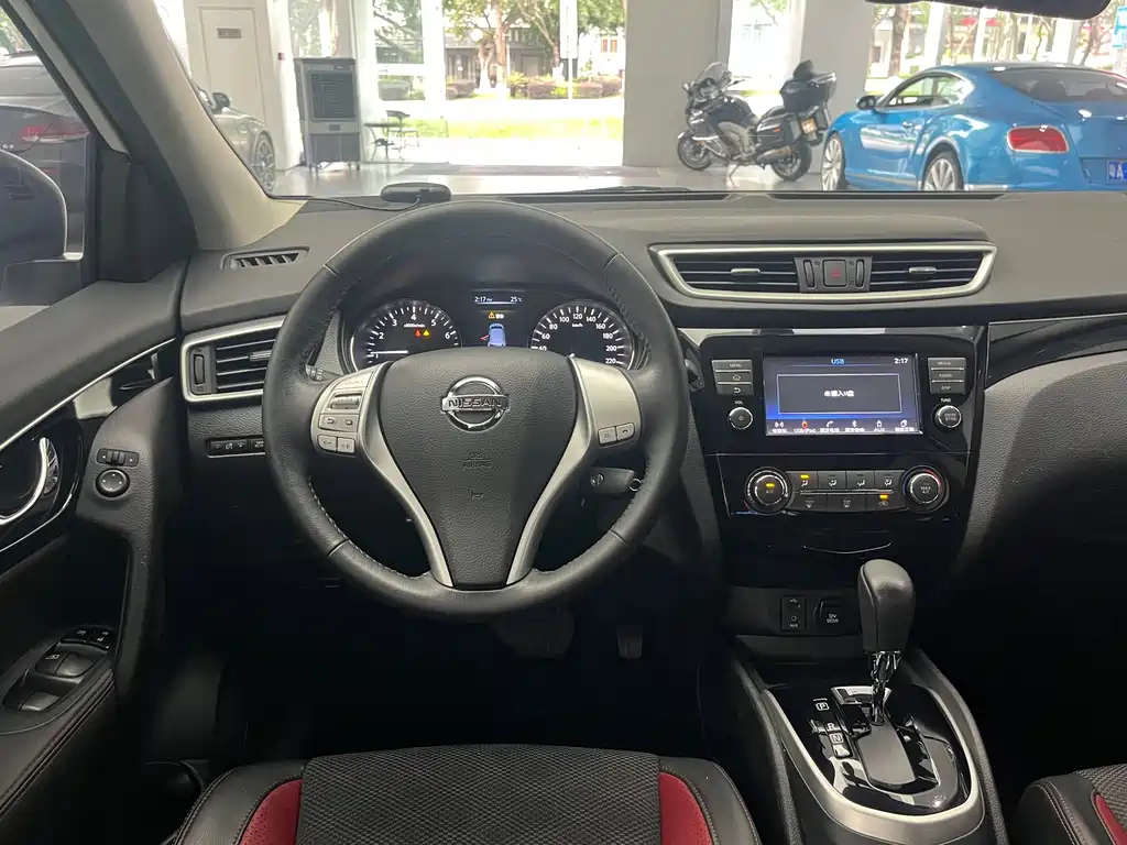 Nissan Qashqai 2017 — фото 12