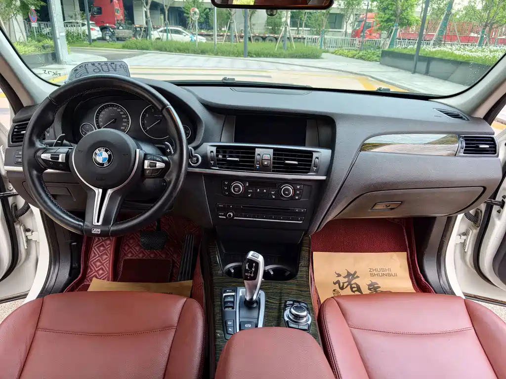 BMW X3 2014 — фото 12