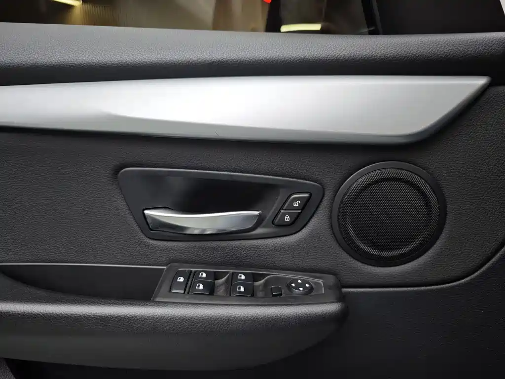BMW 2 Series Gran Tourer 2018 — фото 19