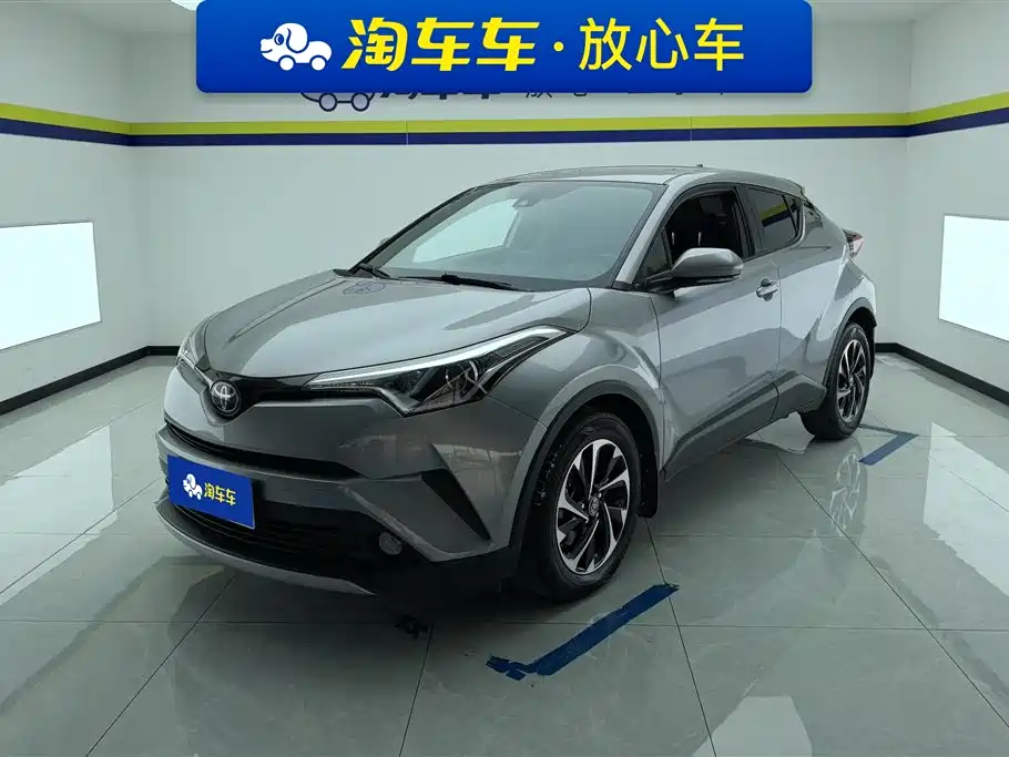 Toyota IZOA 2019 — фото 1