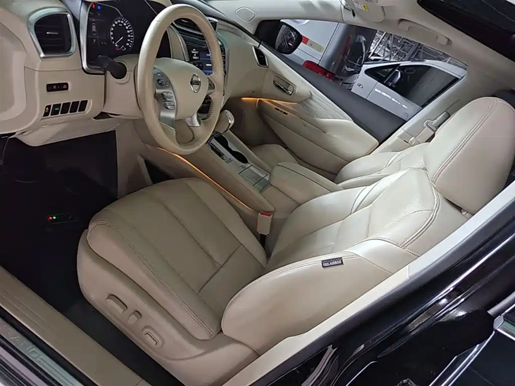 Nissan Murano 2018 — фото 15