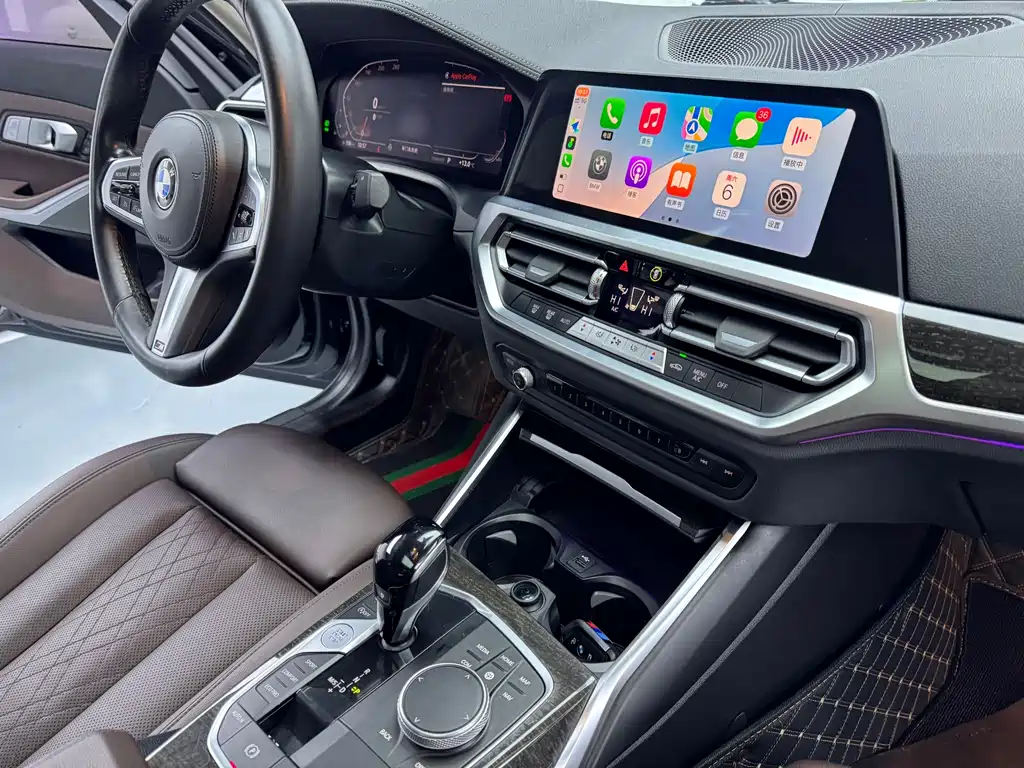 BMW 3 Series 2022 — фото 13