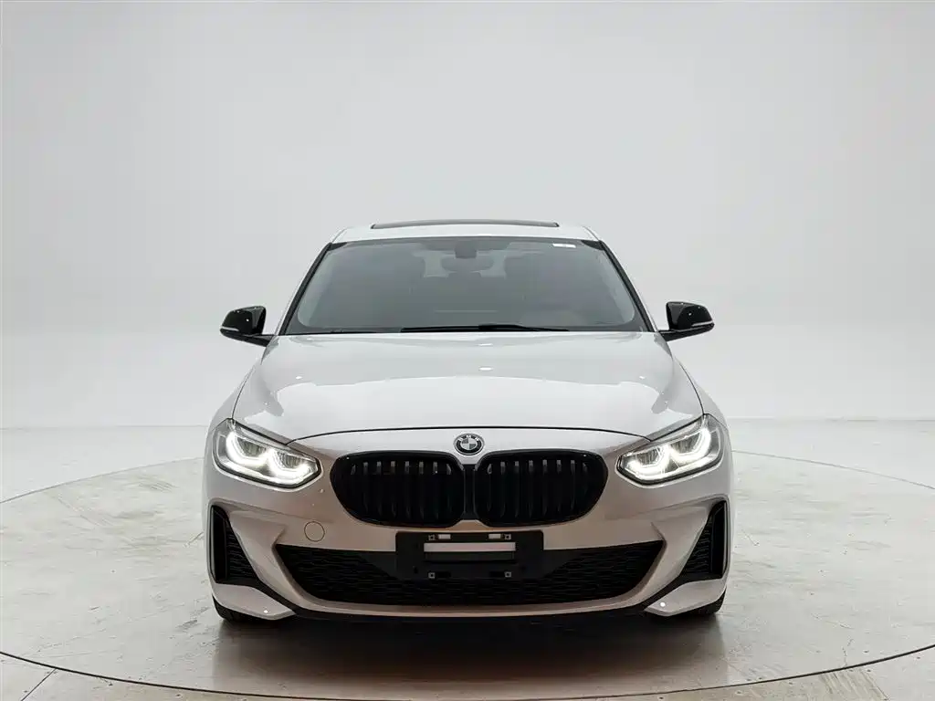BMW 1 Series 2021