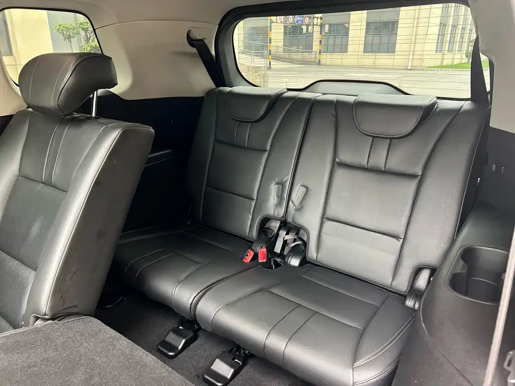GAC Trumpchi GS8 2017 — фото 14