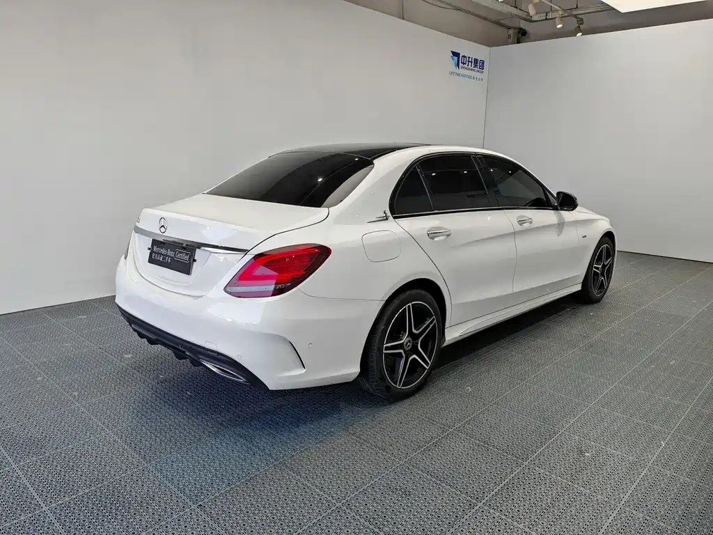 Mercedes-Benz C-Class 2020
