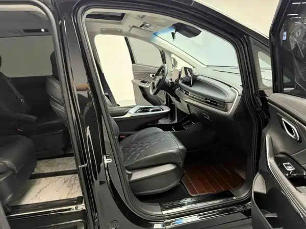 Maxus G90 2023