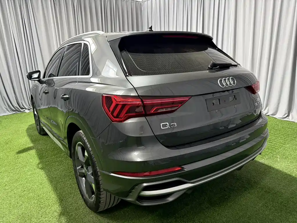 Audi Q3 2022
