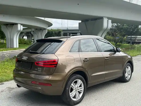 Audi Q3 2015