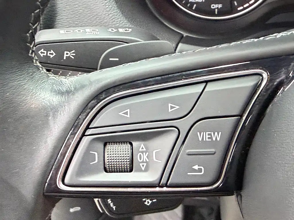 Audi Q2L 2023 — фото 12