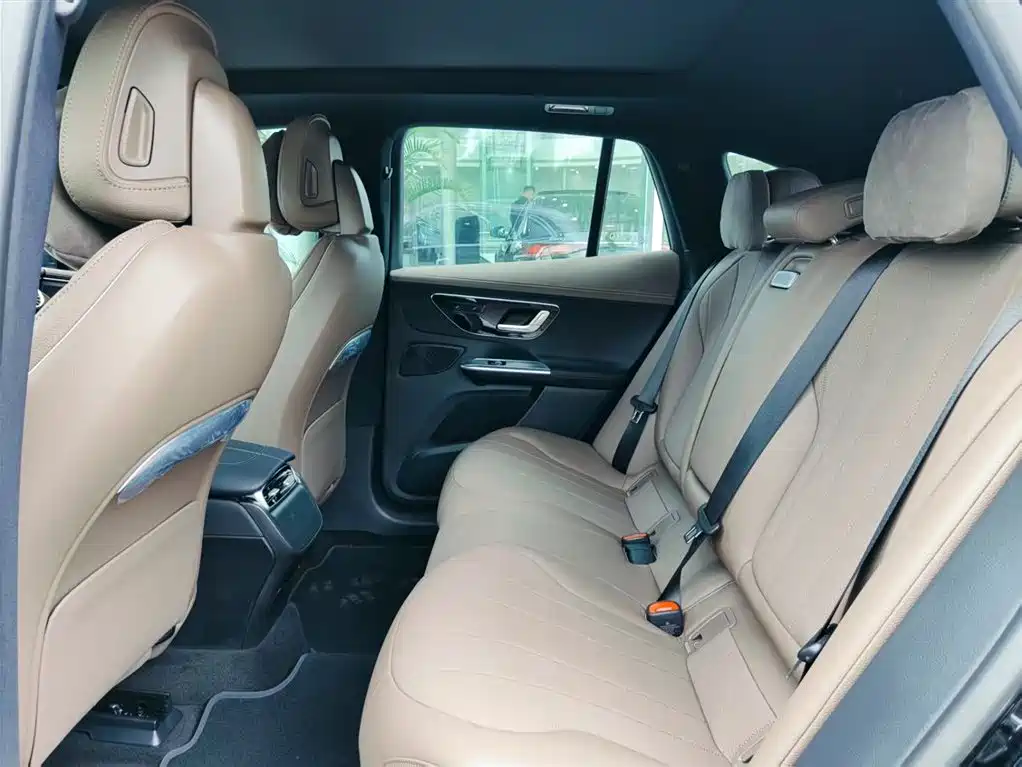 Mercedes-Benz EQE SUV 2025 — фото 14