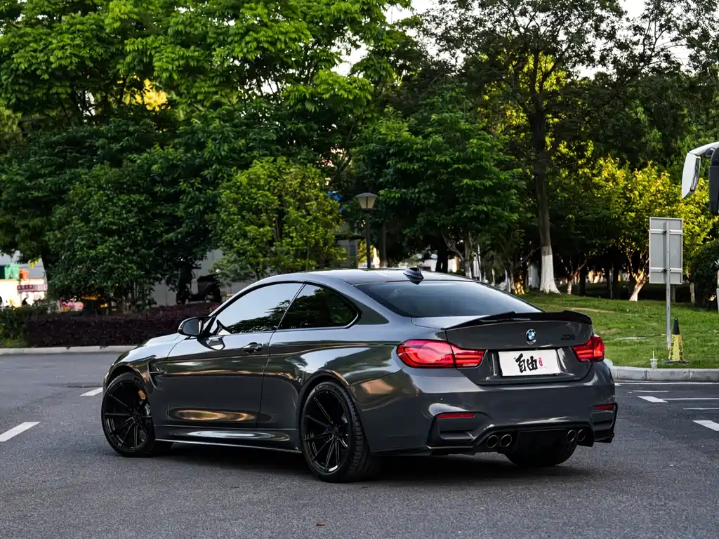 BMW M4 2020 — фото 4