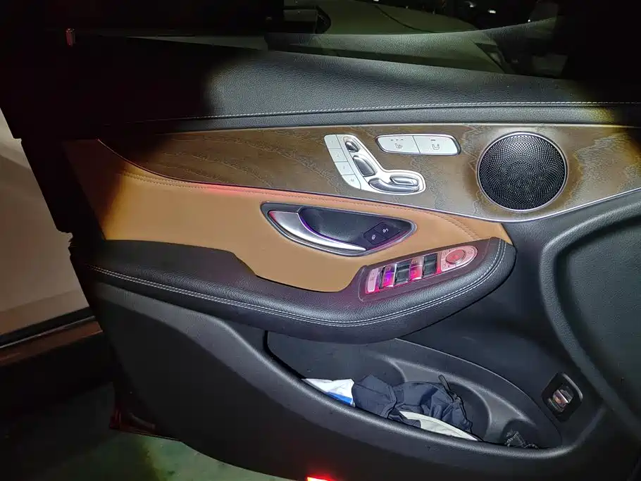 Mercedes-Benz GLC 2020 — фото 7