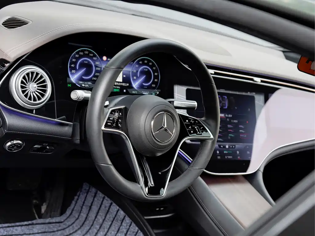Mercedes-Benz EQS 2023 — фото 10