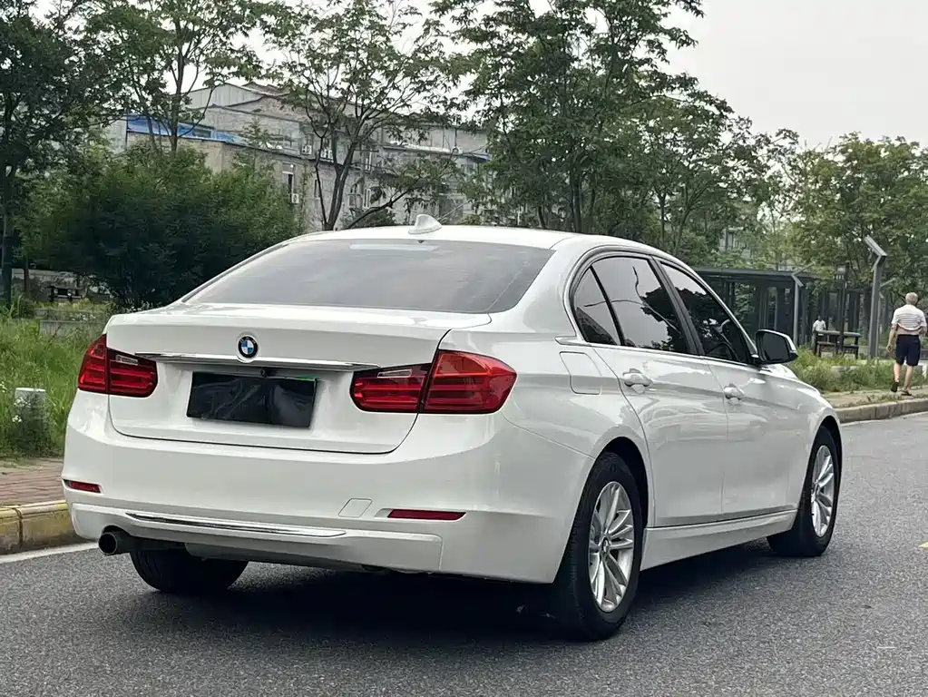BMW 3 Series 2015 — фото 6